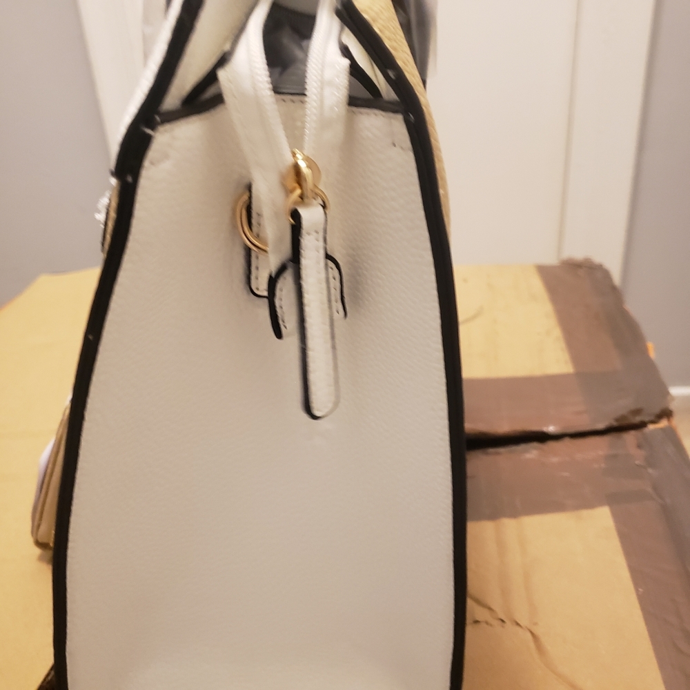 Messenger bag - Picture 2 of 3